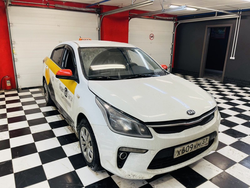 Замена лобового стекла Kia Rio