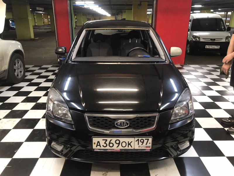Замена лобового стекла Kia Rio