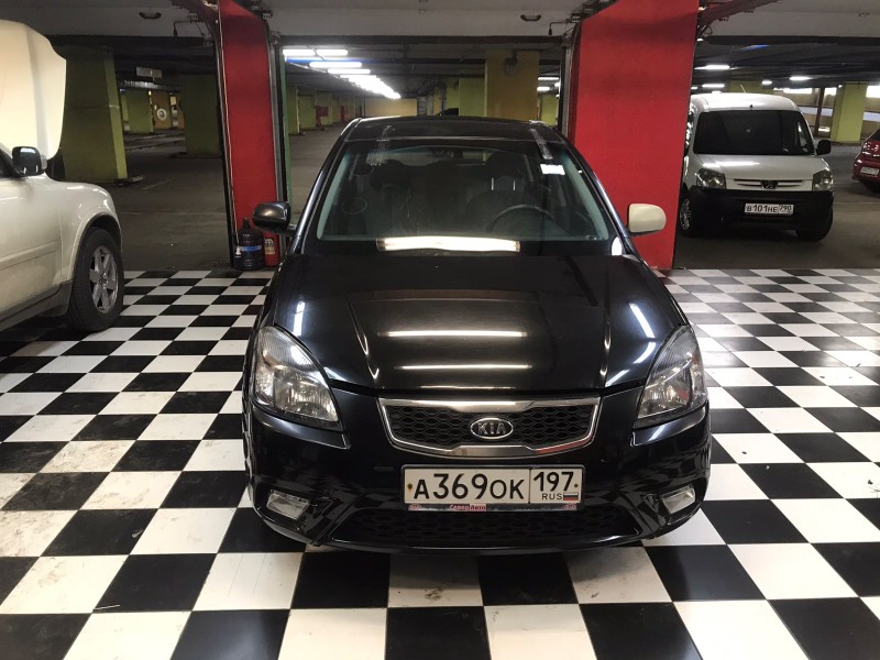 Замена лобового стекла Kia Rio