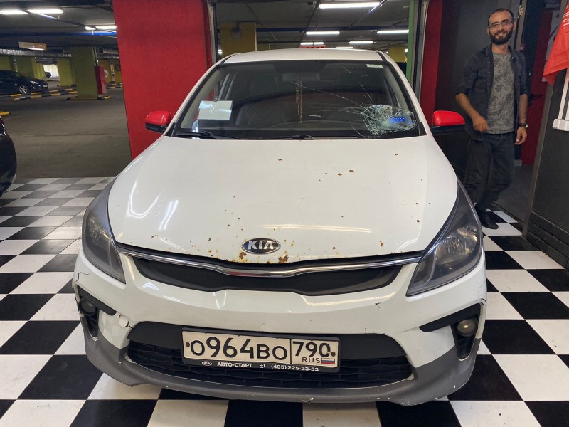 Замена лобового стекла Kia Rio