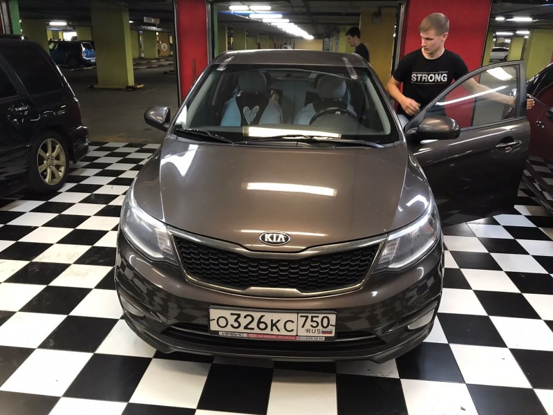 Замена лобового стекла Kia Rio