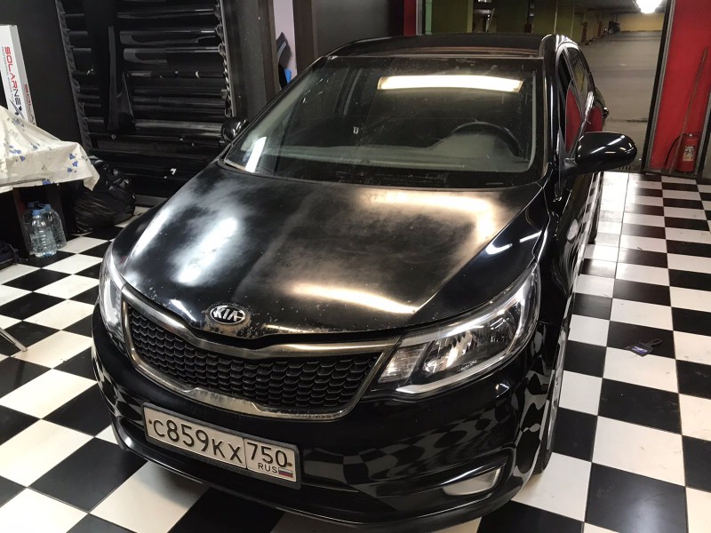 Замена лобового стекла Kia Rio