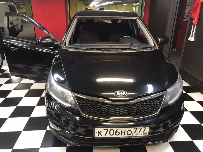 Замена лобового стекла Kia Rio
