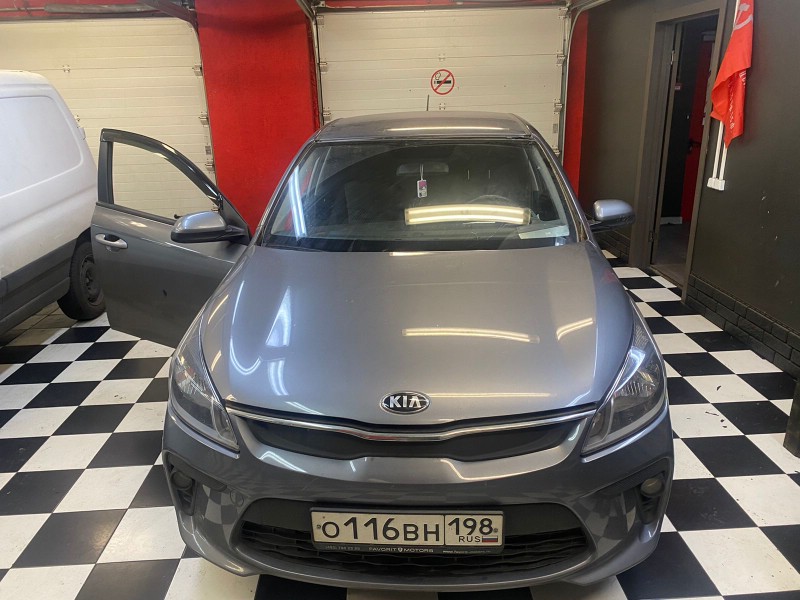 Замена лобоовго стекла Kia Rio