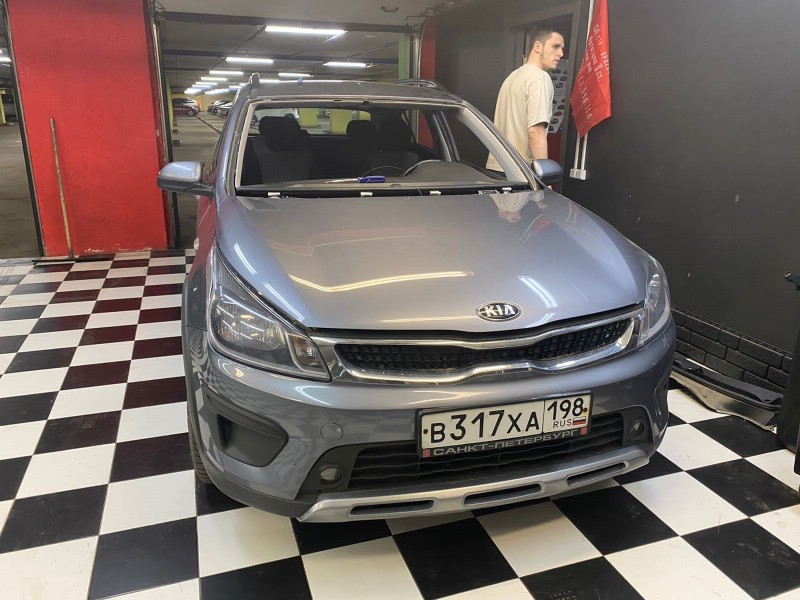 Замена лобового стекла Kia Rio
