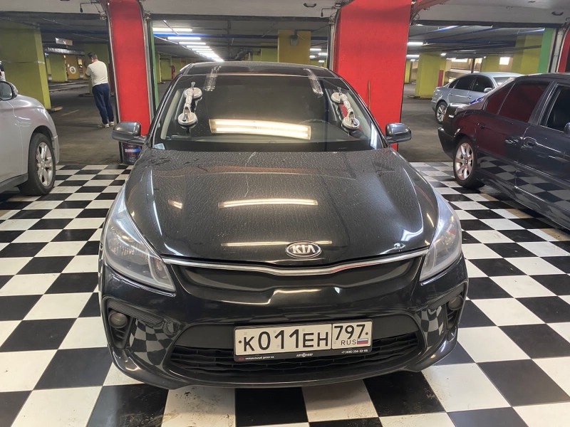 Замена лобового стекла Kia Rio