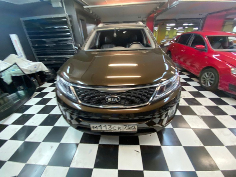 Замена лобового стекла Kia Sorento