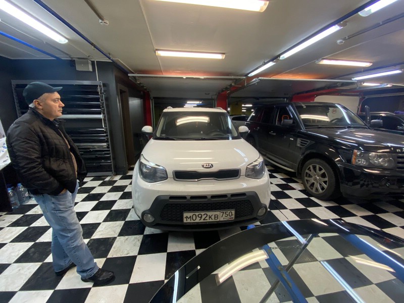 Замена лобоовго стекла Kia Soul