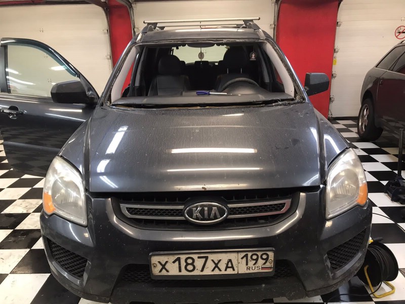 Замена лобоовго стекла Kia Sportage