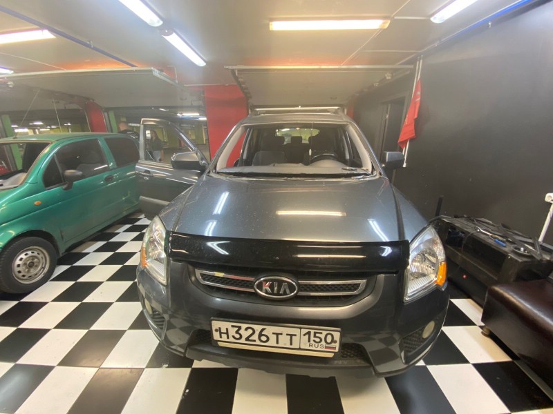 Замена лобового стекла Kia Sportage