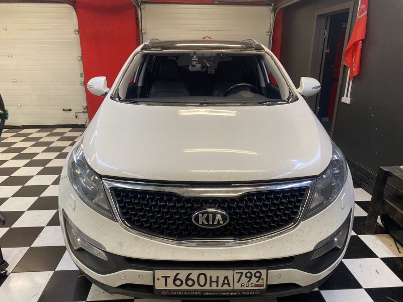 Замена лобового стекла Kia Sportage