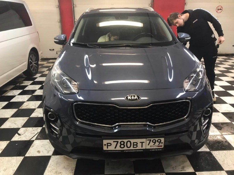 Замена заднего стекла Kia Sportage