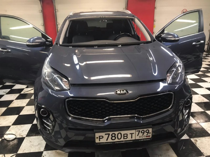 Замена заднего стекла Kia Sportage