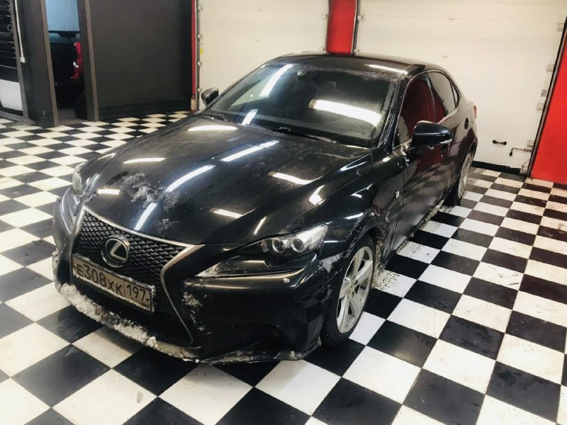 Замена лобового стекла Lexus IS III 250