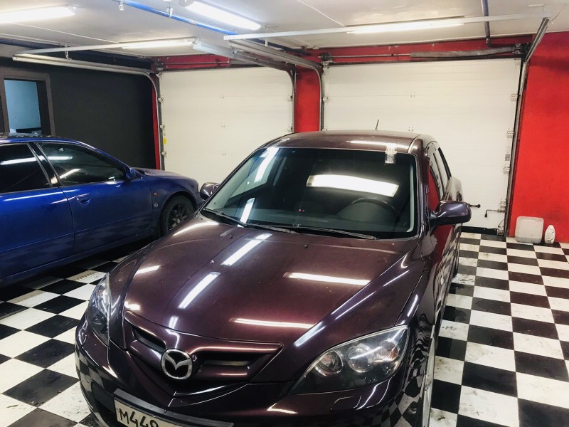 Замена лобового стекла Mazda 3 BK