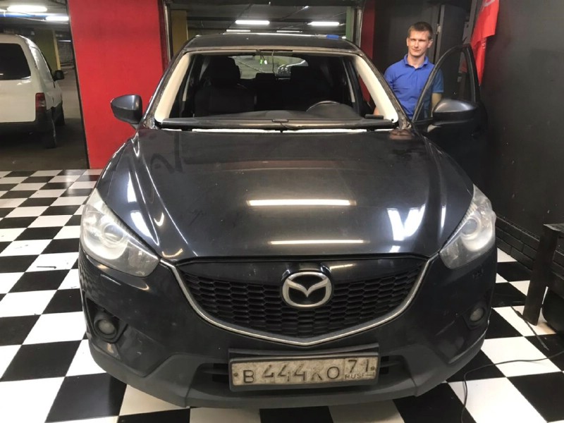 Замена лобового стекла Mazda CX-5