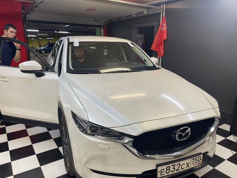 Замена лобового стекла Mazda CX-5