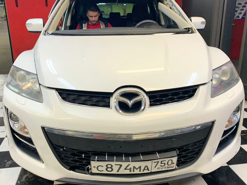 Замена лобового стекла Mazda CX-7