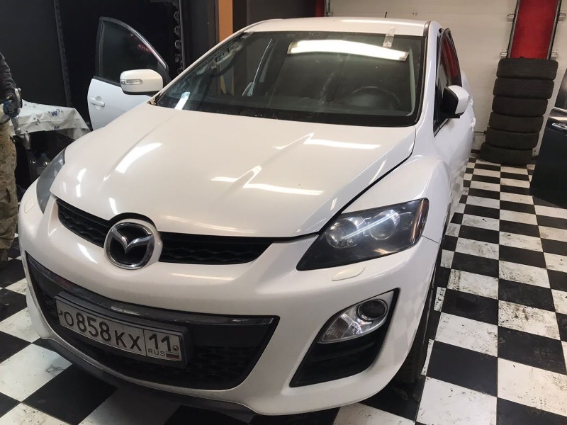Замена лобового стекла Mazda CX-7