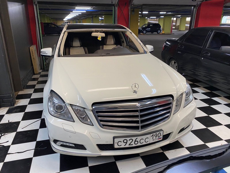 Замена лобового стекла Mercedes E-Class W212