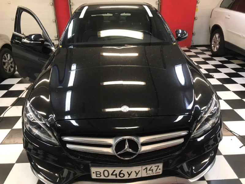 Замена лобового стекла Mercedes E-Class