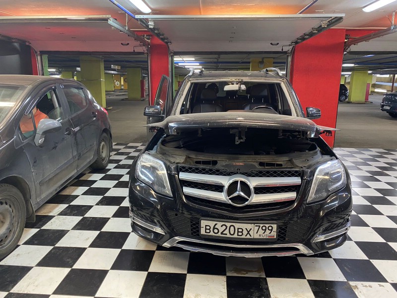Замена лобового стекла Mercedes GLK