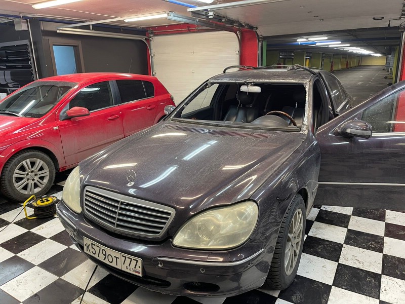 Замена лобового стекла Mercedes S-Class w220