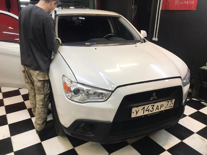 Замена лобового стекла Mitshubishi ASX