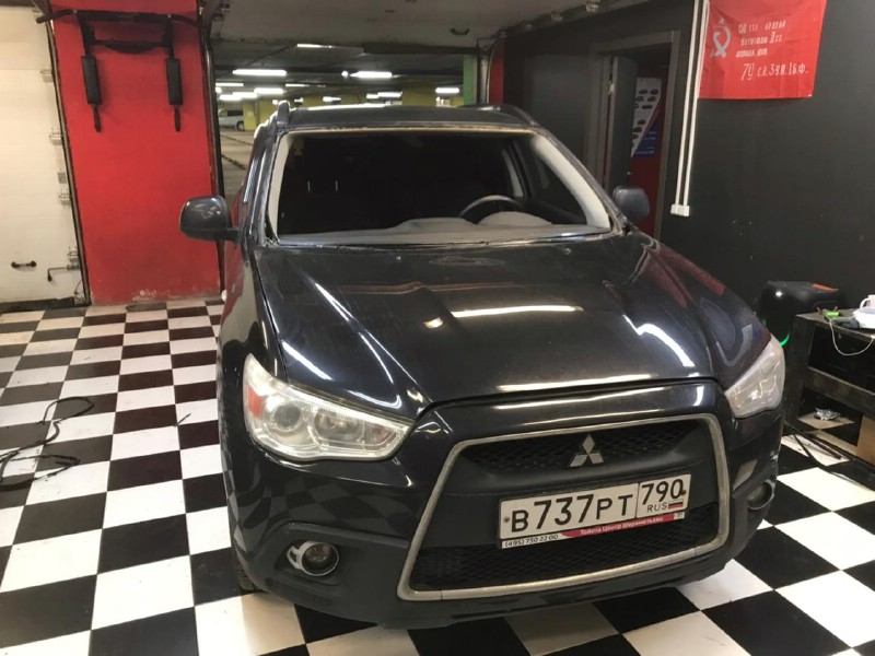 Замена лобового стекла Mitsubishi Outlander
