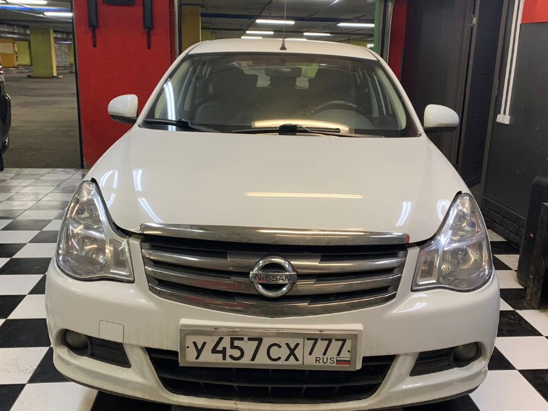 Замена лобового стекла Nissan Almera