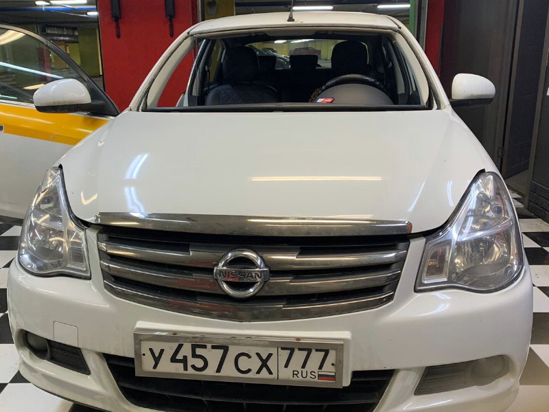 Замена лобового стекла Nissan Almera