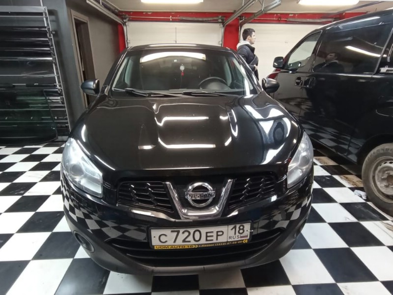 Замена лобового стекла Nissan Qashqai