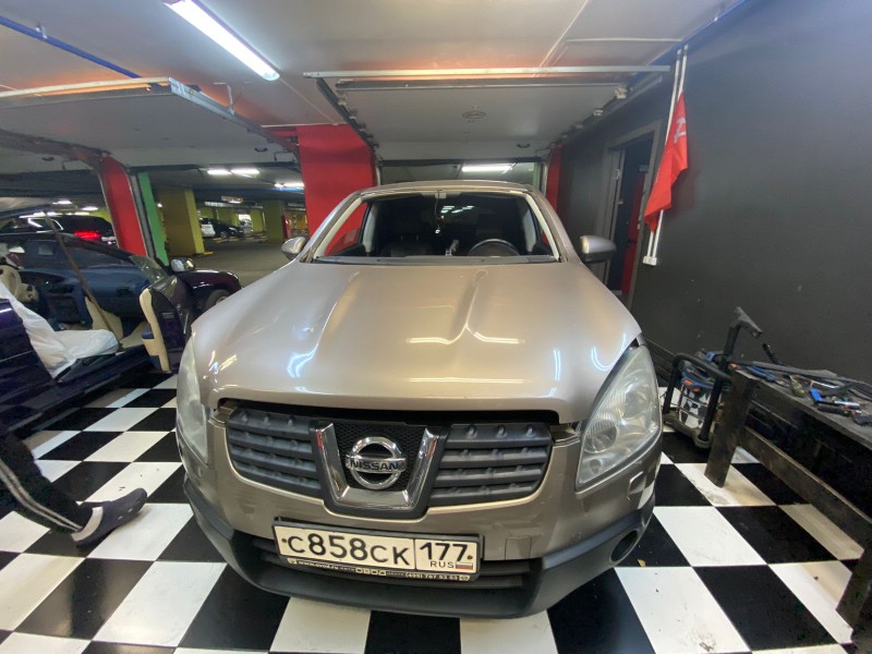 Замена лобового стекла Nissan Qashqai