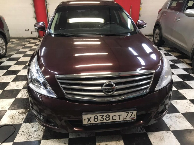 Замена лобового стекла Nissan Teana