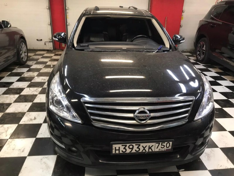Замена лобового стекла Nissan Teana
