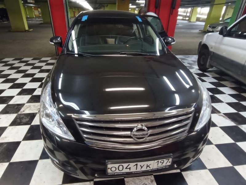 Замена лобового стекла Nissan Teana