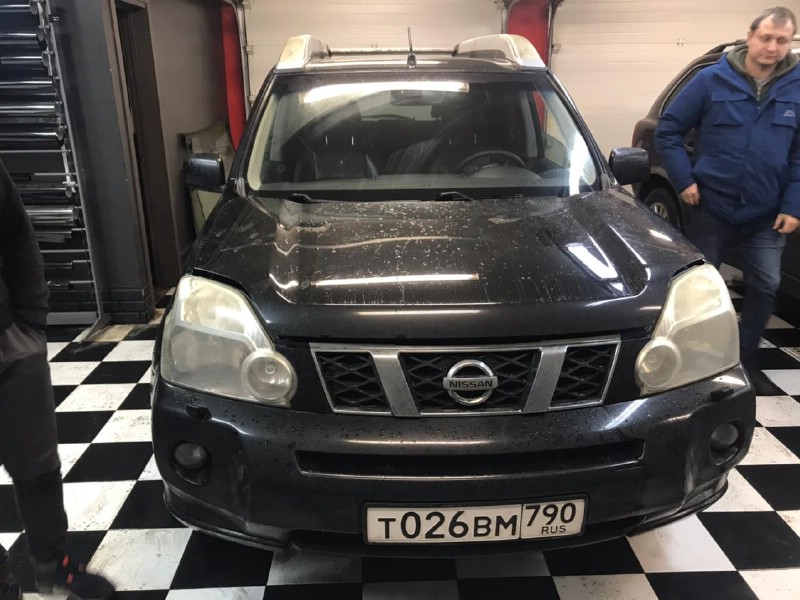 Замена лобового стекла Nissan X-Trail