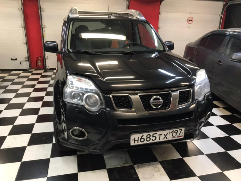 Замена лобового стекла Nissan X-Trail