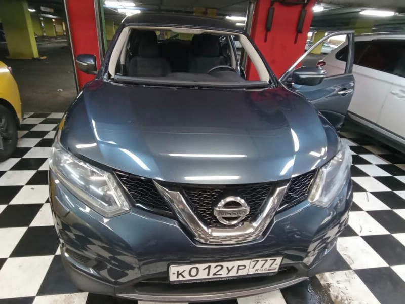 Замена лобового стекла Nissan X-trail