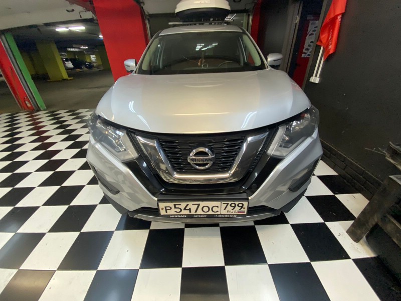 Замена лобового стекла Nissan X-trail