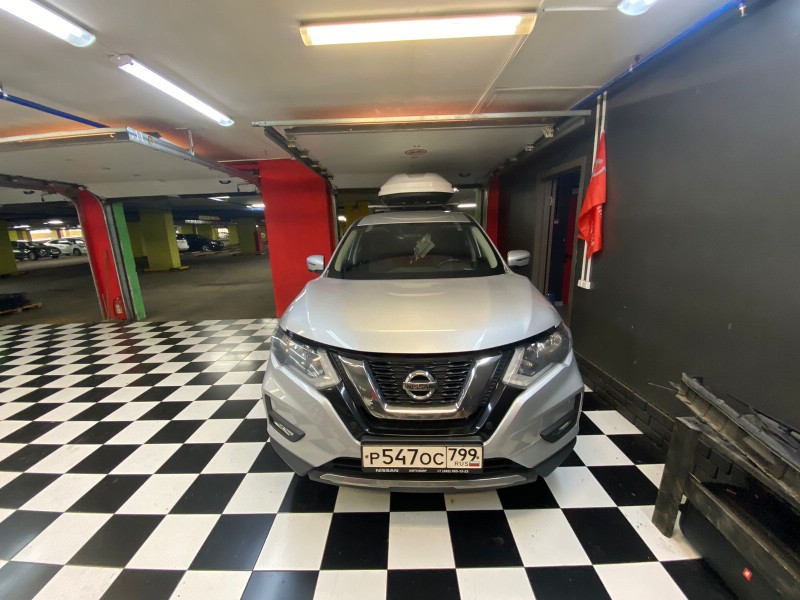 Замена лобового стекла Nissan X-trail