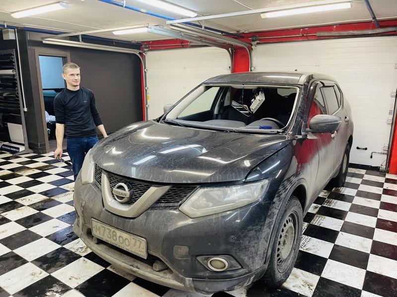 Замена лобового стекла Nissan X-Trail T32