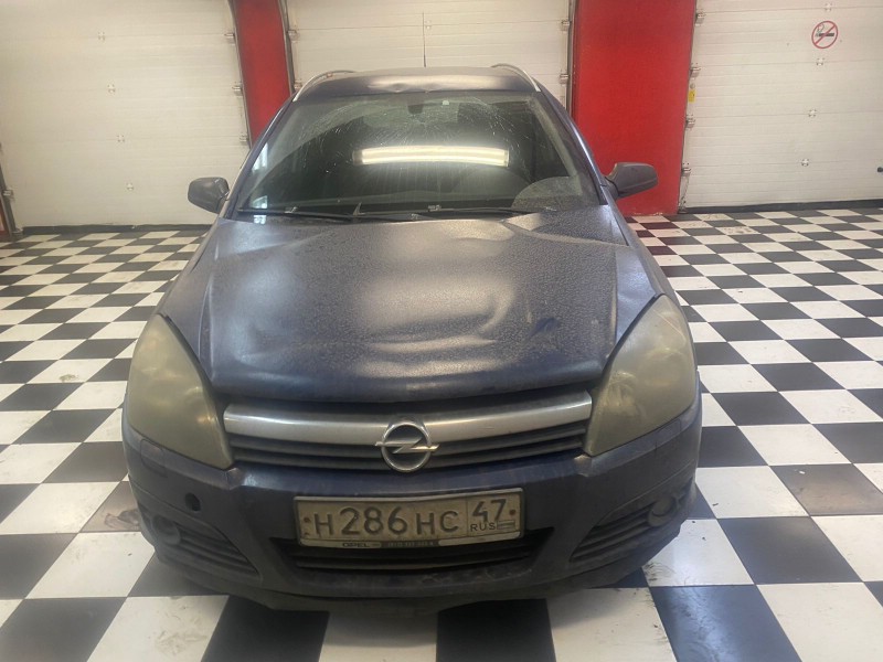 Замена лобового стекла Opel Astra H