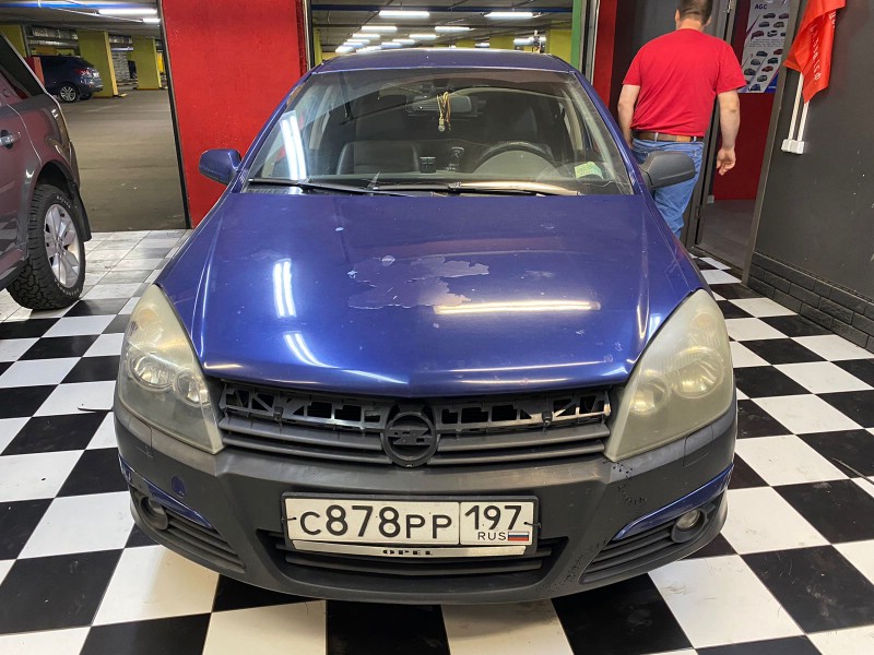 Замена лобового стекла Opel Astra H