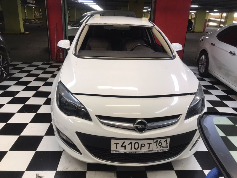 Замена лобового стекла Opel Corsa