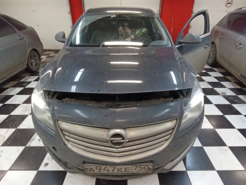 Замена лобового стекла Opel Insignia