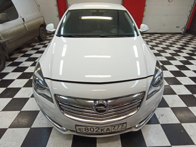 Замена лобового стекла Opel Insignia