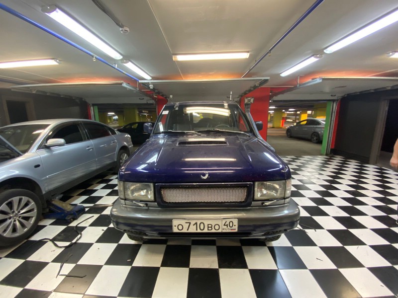 Замена лобового стекла Opel Monterey