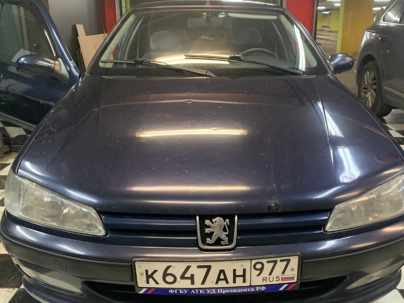 Замена лобового стекла Peugot 406