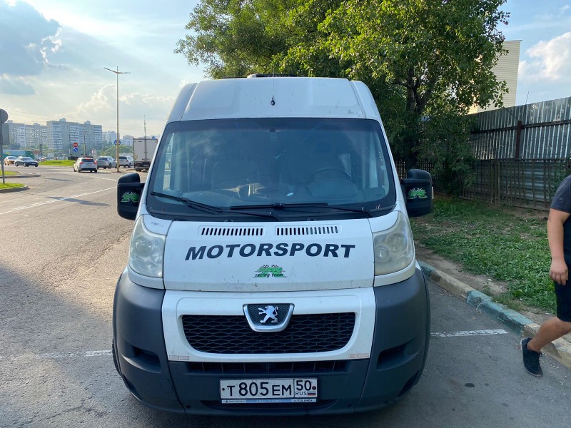 Замена лобового стекла Peugot Boxer